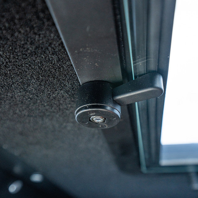 Hawk "The Office" Steel Insulated Box Blind