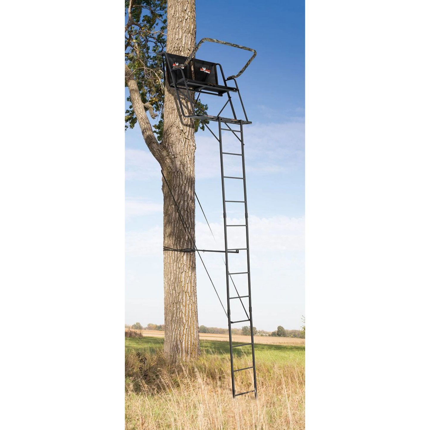 Big Game 16ft Ladder Stand – side profile in use