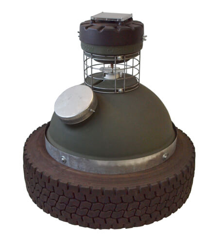 Capsule Game Feeder 250 lb. Capacity Tire Feeder
