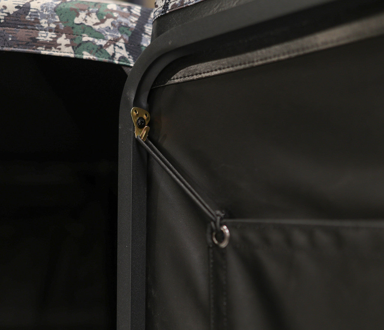 Hawk Warrior Blind - Chaos