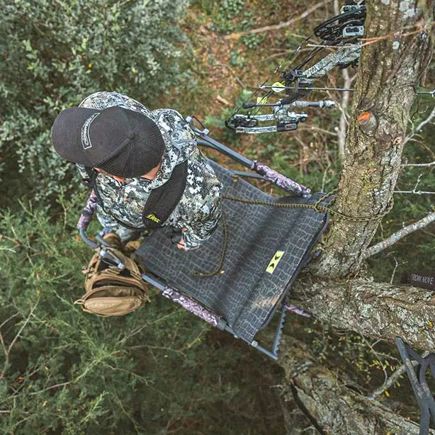 Hawk 20’ Bighorn 1.5-Man Ladder Treestand