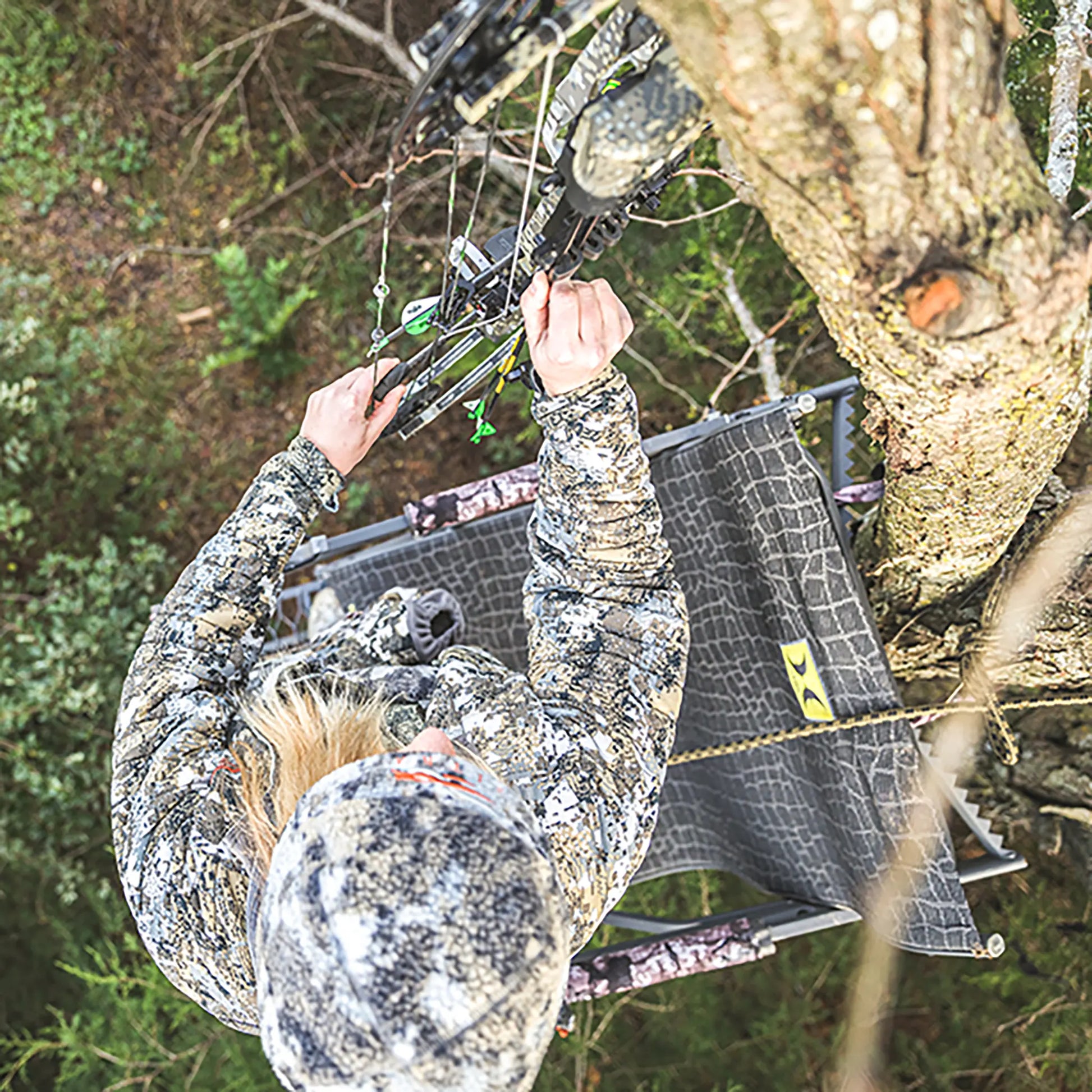 Hawk 20’ Bighorn 1.5-Man Ladder Treestand