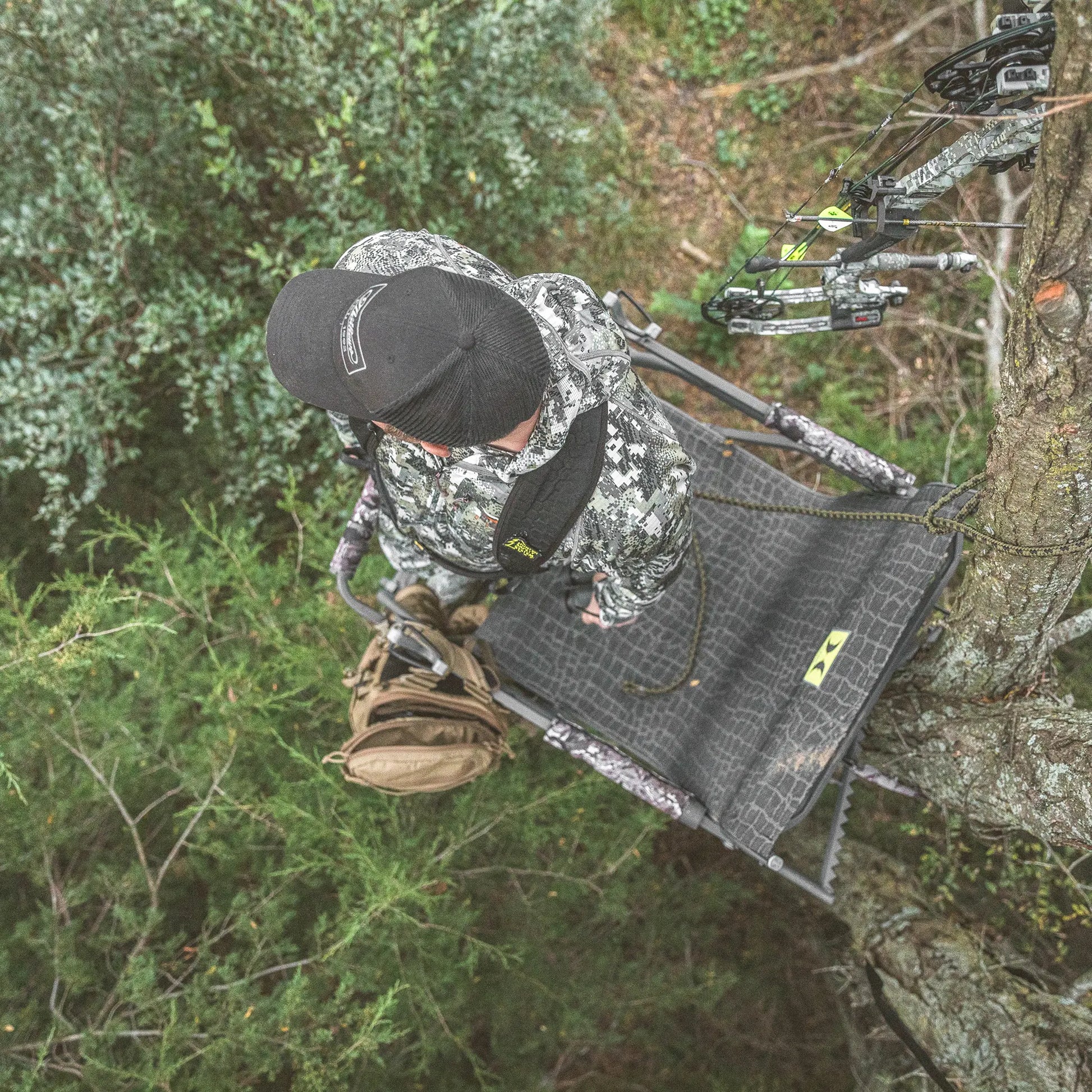 Hawk 20’ Bighorn 1.5-Man Ladder Treestand