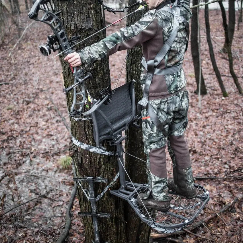 Hawk Cruzr Hang-On Treestand - 22lbs