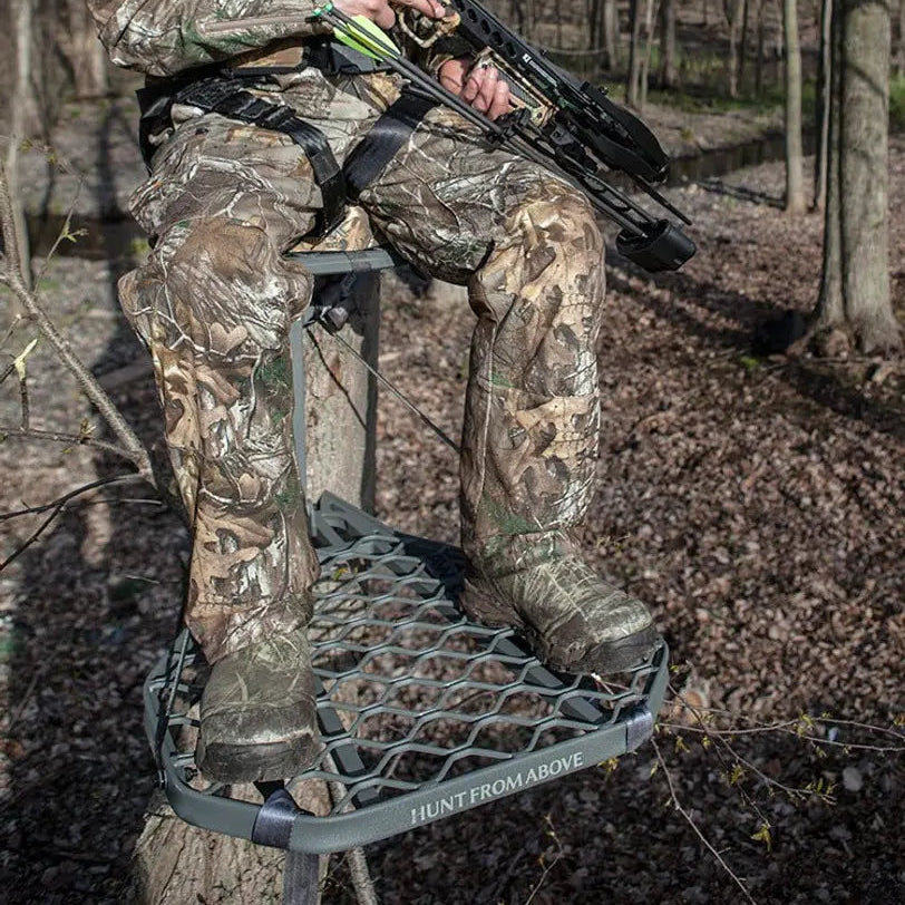 Hawk Helium XL Hang-On Treestand - 12lbs