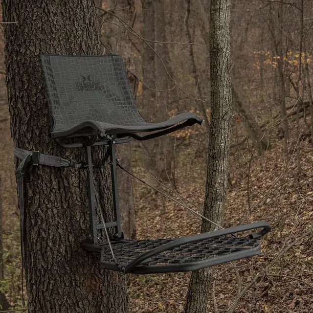 Hawk Kickback Lvl Hang-On Treestand - 19.5lbs