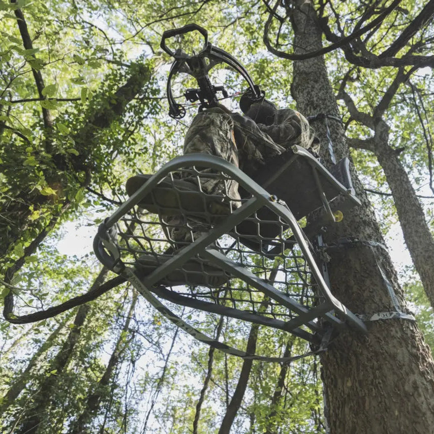 Hawk Rival Lite Hang-On Treestand - 15lbs