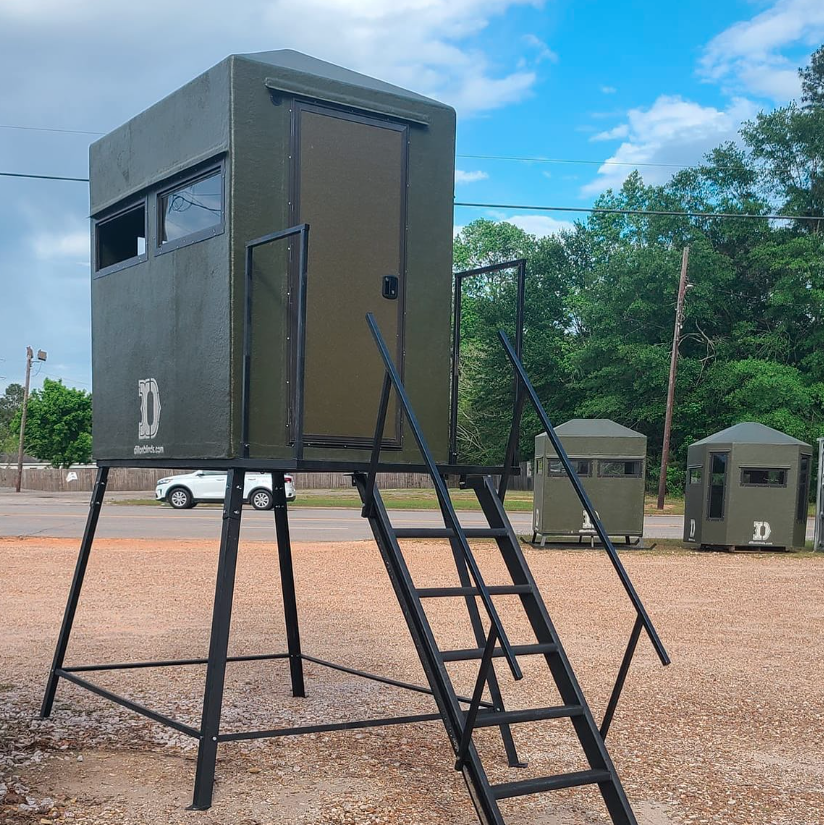 Dillon Manufacturing 4'x6' Classic Deer Blind With Door on 6' Side