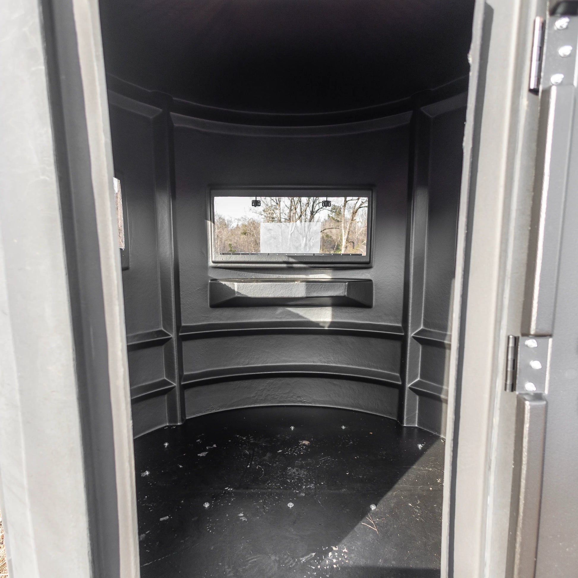 Sportsman's Condo Crossbow Condo 72 in. diameter Deer Blind: Black, Loaded