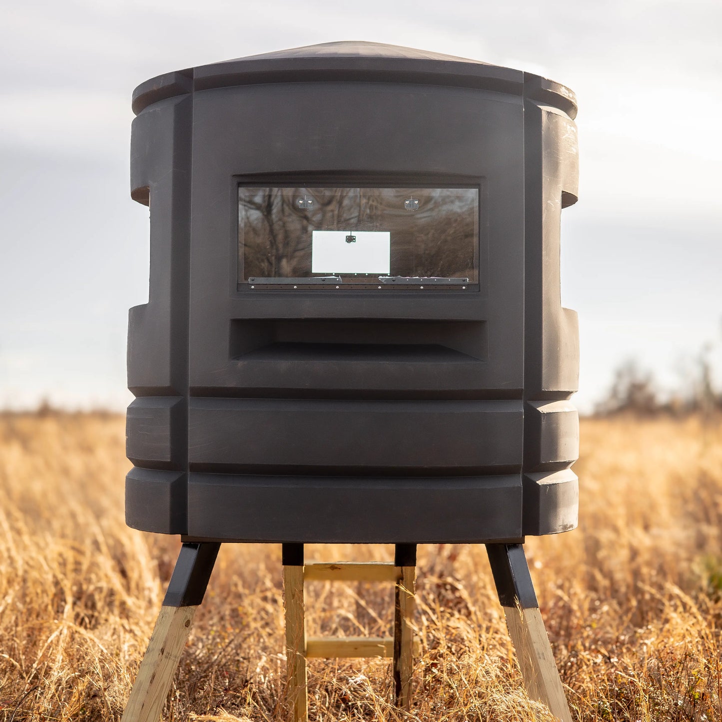 Sportsman's Condo Crossbow Condo 72 in. diameter Deer Blind: Black, Loaded