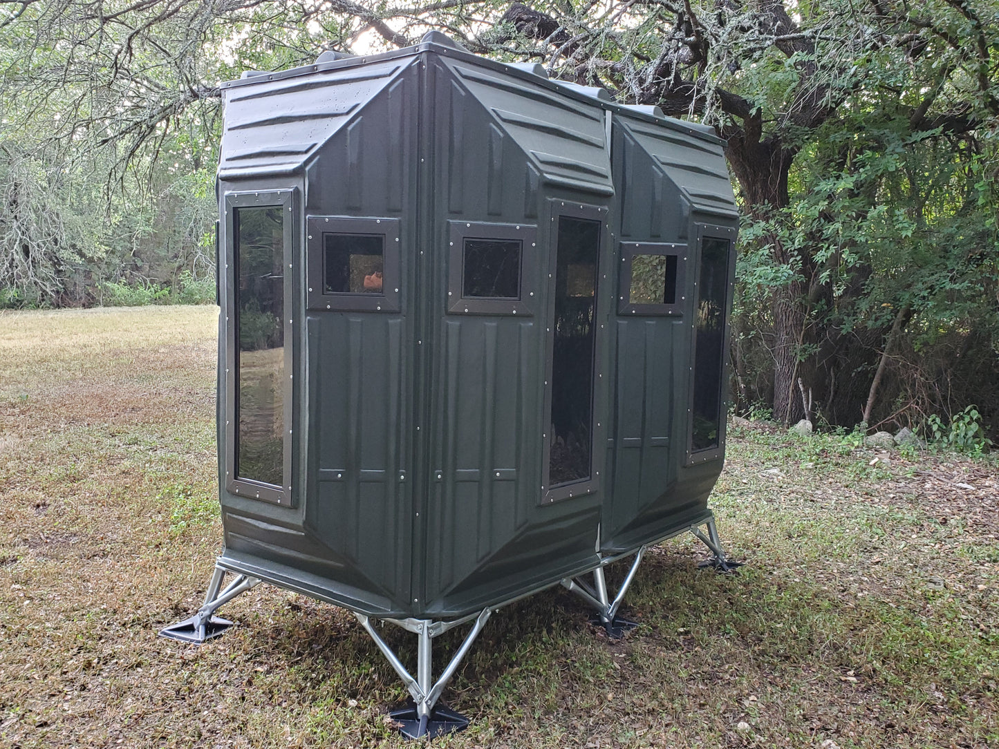 'The Bynd' 4'x8' Bow Hunting Blind - Olive Drab Green with Full Door