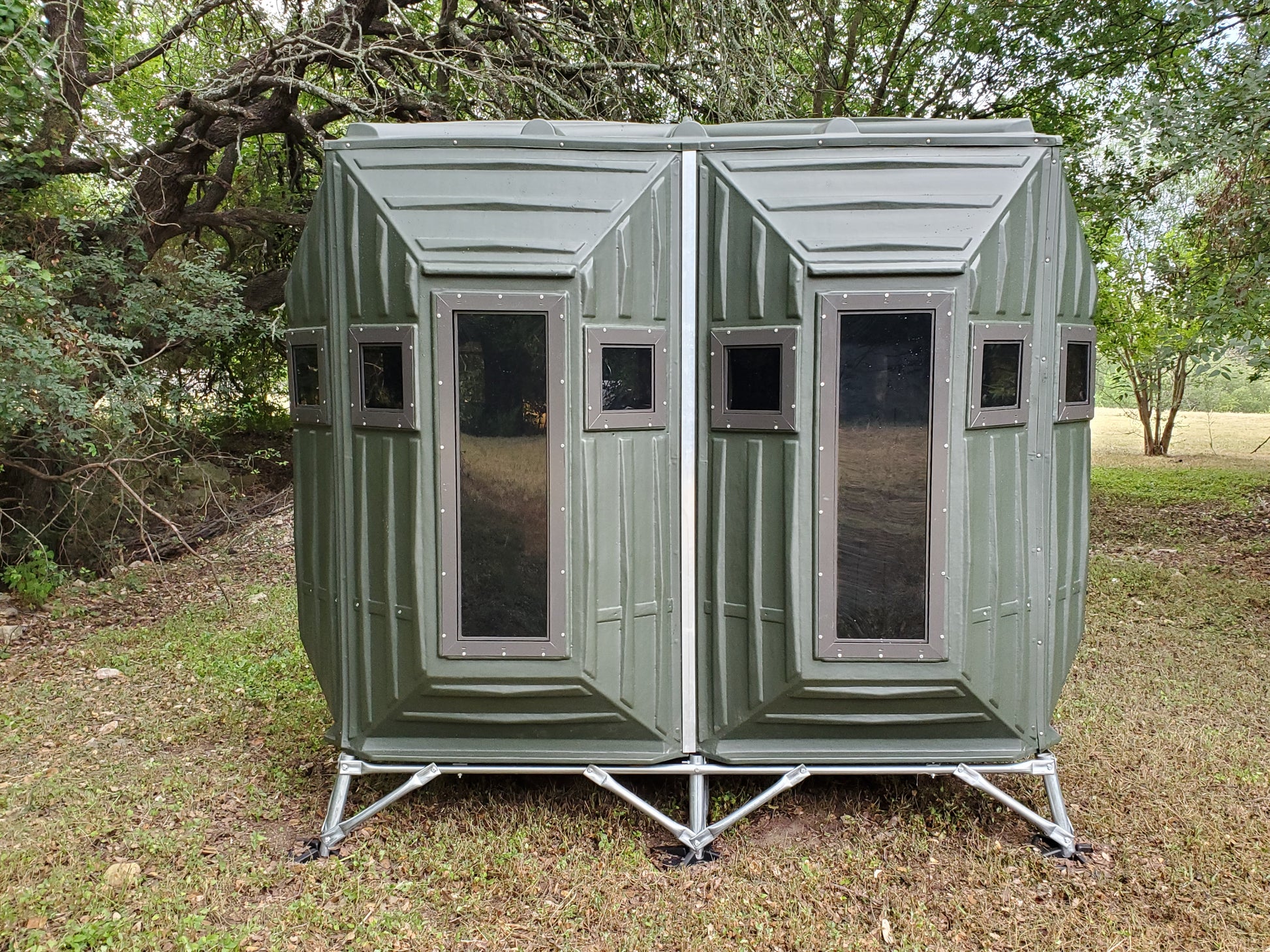 'The Bynd' 4'x8' Bow Hunting Blind - Olive Drab Green with Full Door