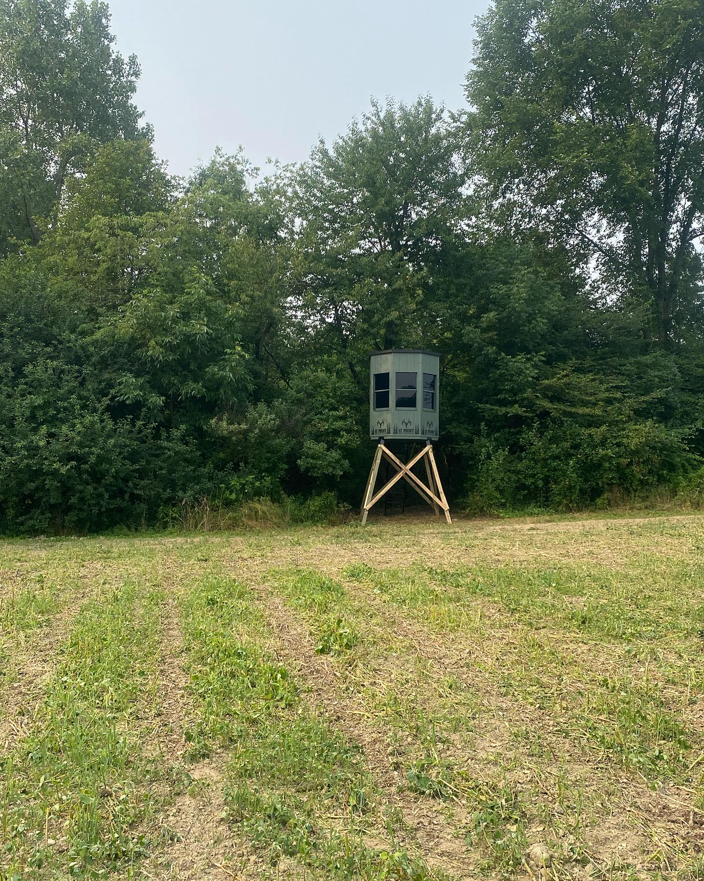 12 Point Hunting Blinds - The 6' Octagon Premium Hunting Blind
