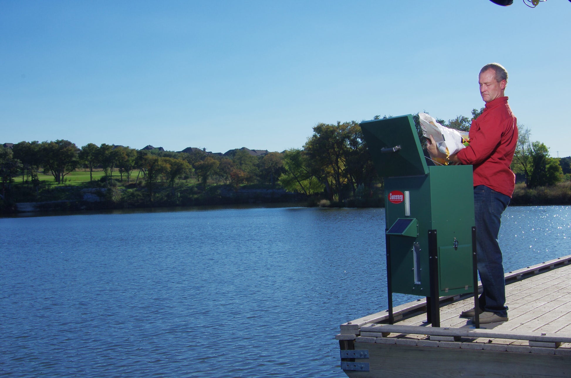 Sweeney Feeders Directional Fish Feeder - 125 lb. Capacity - Green - Angled Legs