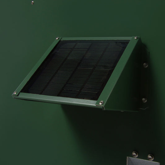 Sweeney Feeders Solar Charger For All Directional Feeders - 12 Volt / 2 Watt