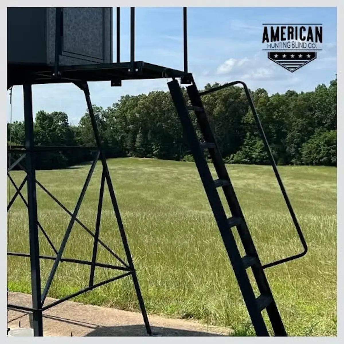 American Hunting Blinds Co. - The Chalet - 6.5' x 6.5' Insulated Hunting Blind