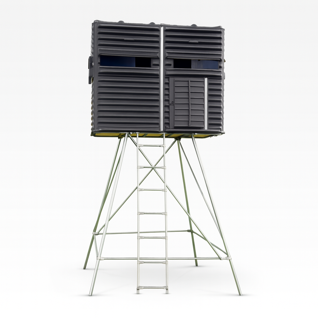 The Blynd 4'x8' Hunting Blind with Half Door