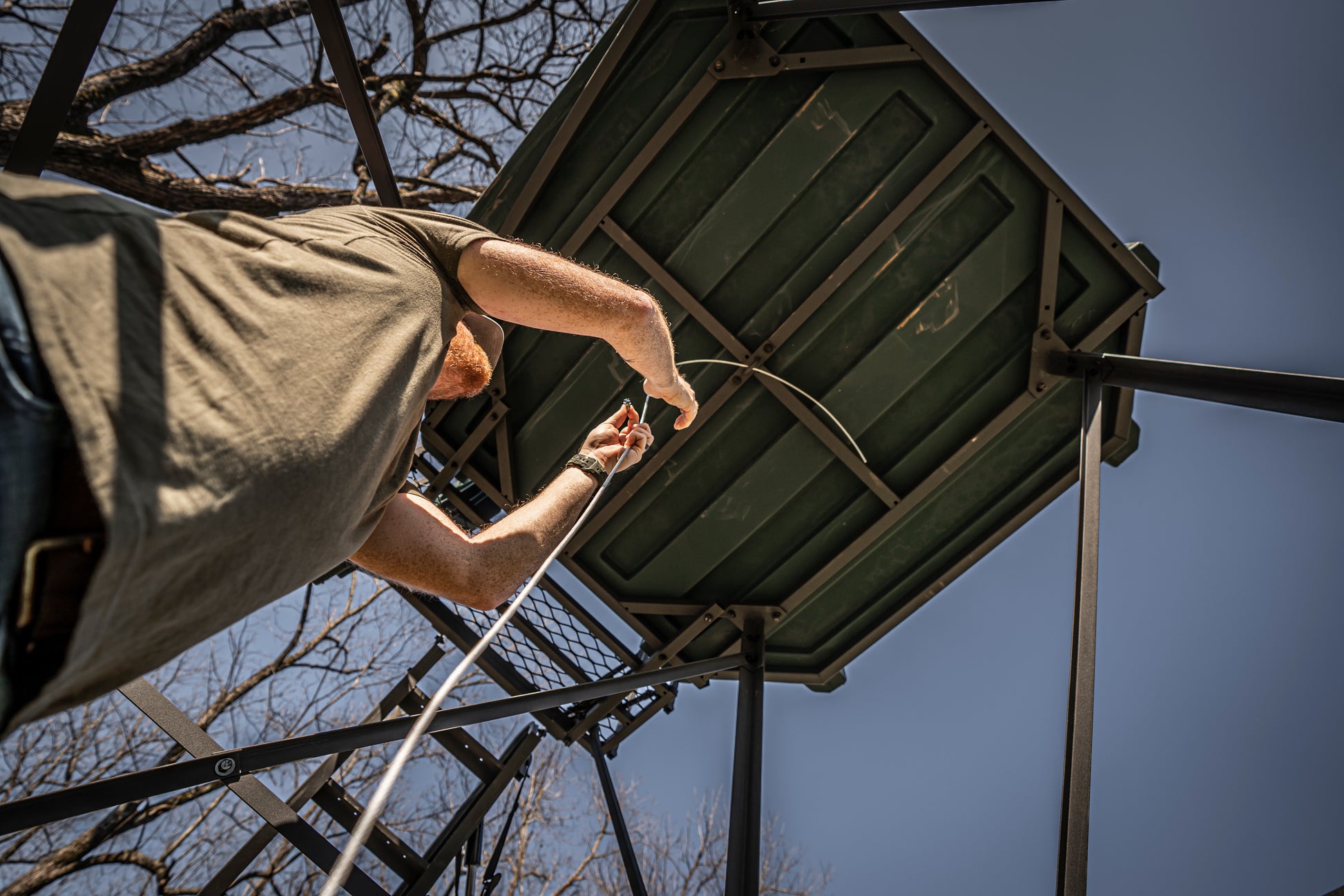 Titan Hunting Blinds - Pro Bow & Rifle Combo Blind w/ 8ft Tower and FREE Chair