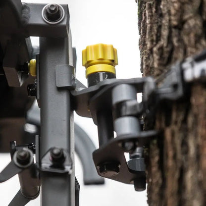 Hawk Cruzr Hang-On Treestand - 22lbs