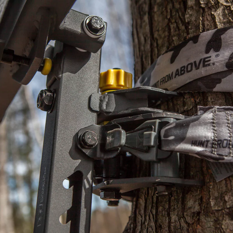 Hawk Helium Kickback Leveling Hang‑On Treestand | 20 lb Ultra‑Light ...