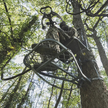 Hawk Rival Lite Hang-On Treestand - 15lbs