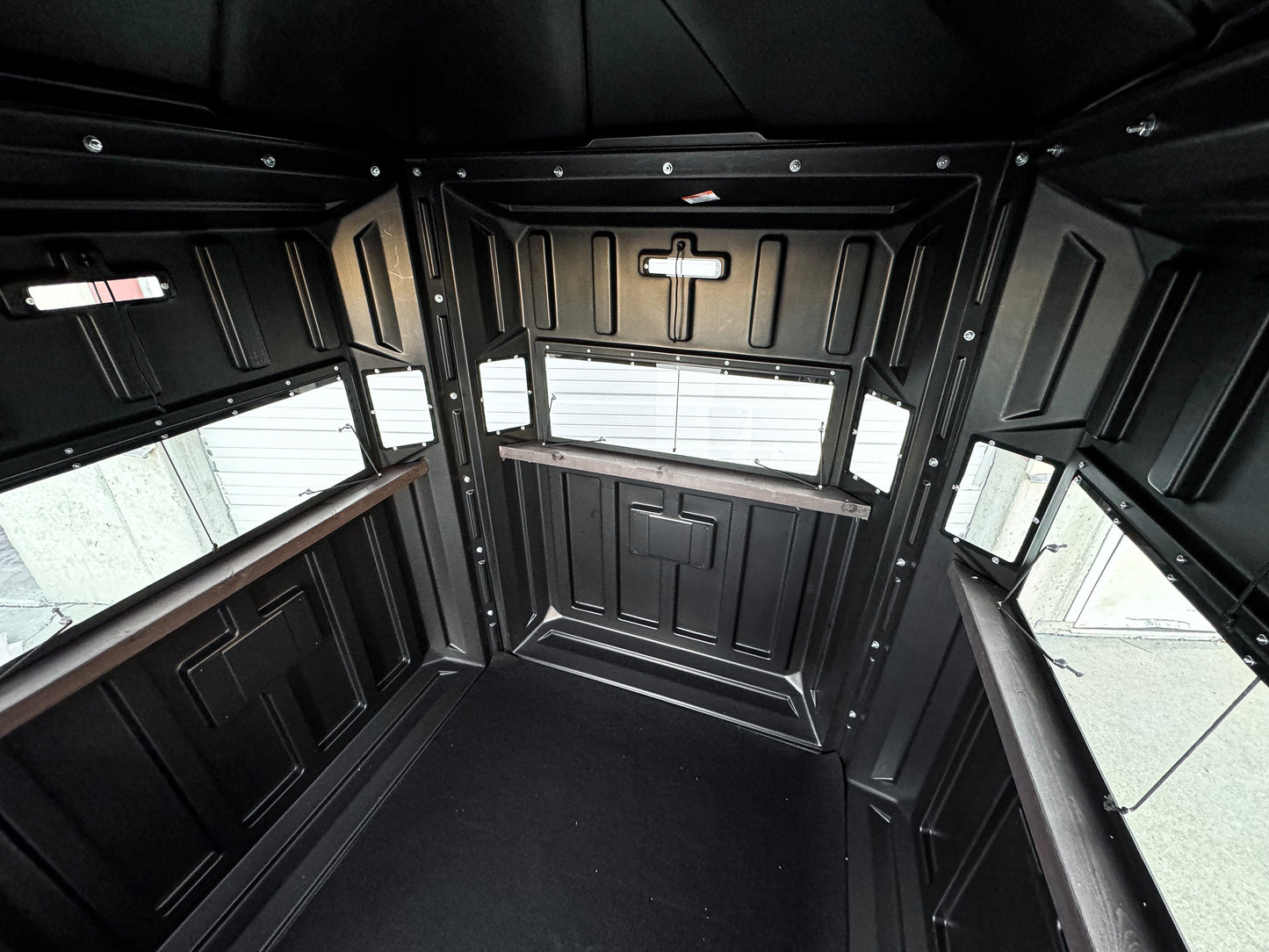 Advantage Hunting - Whitetail 2 Person Hunting Blind - Fully Enclosed