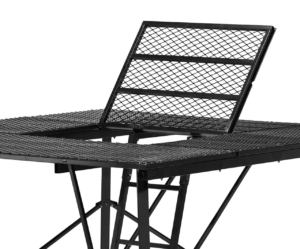 Muddy Blind Platform Trop Door Close Up