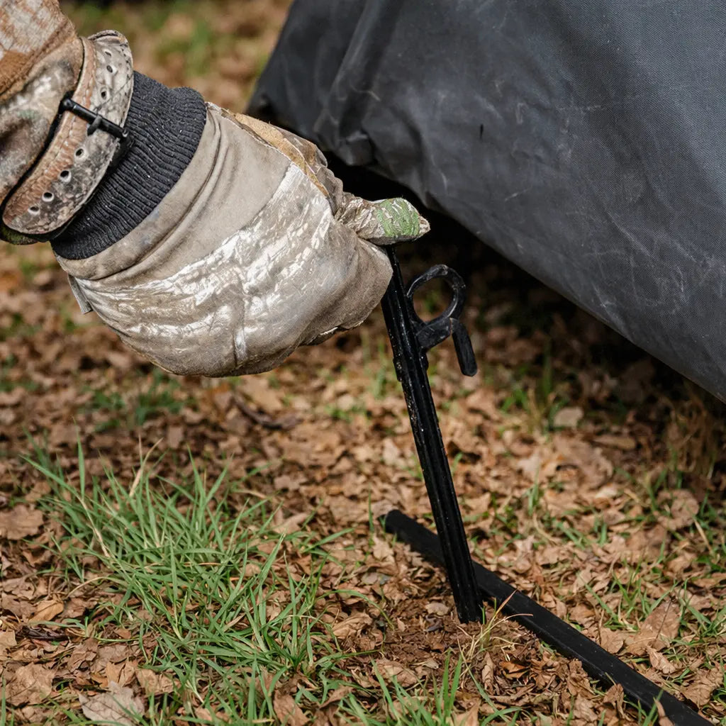 Muddy Bale Blind ground stake securing blind to soil