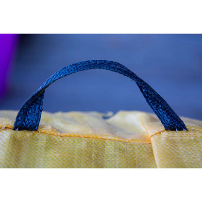 Big Shot Ballistic 450 archery bag target close-up of top black carry handle and woven cover material