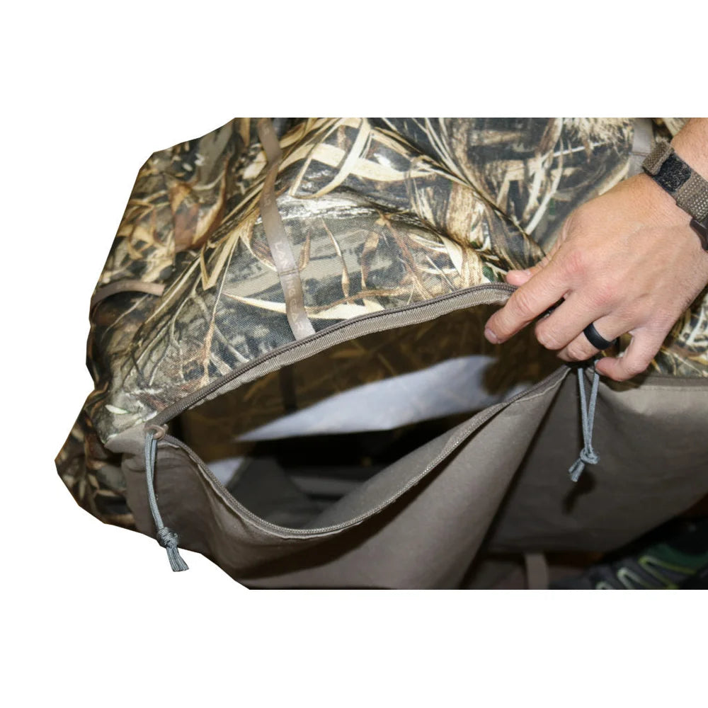 Horn Hunter Low Pro Layout Blind, close-up of side zipper opening being pulled open by hand showing interior lining
