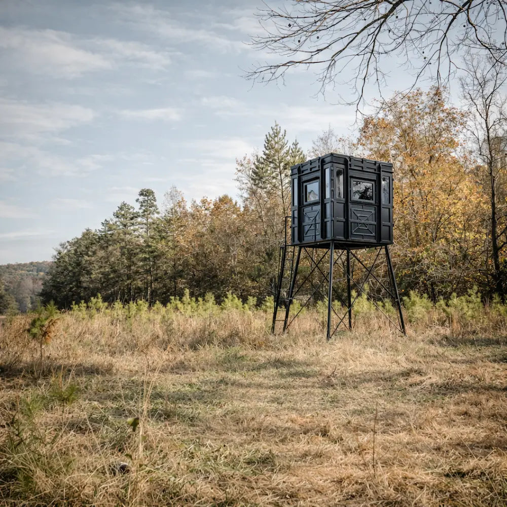 Hughes Elite Series' The Crusader 5' x 5' Hunting Blind