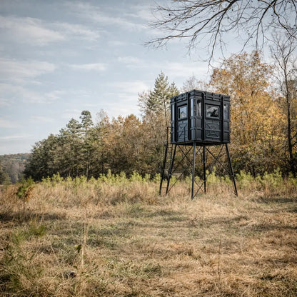 Hughes Elite Series' The Crusader 5' x 5' Hunting Blind