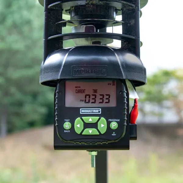 Moultrie Pro Hunter II Deer/Wildlife Feeder Kit
