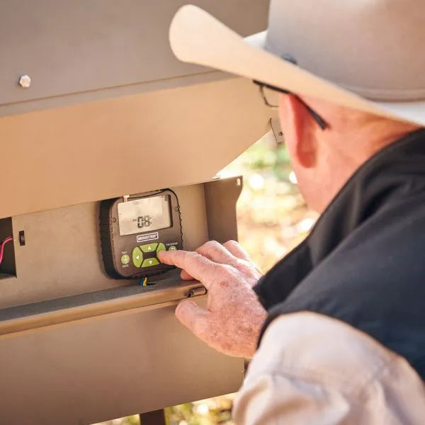Moultrie Ranch Series® Auger Deer/Wildlife Feeder Kit