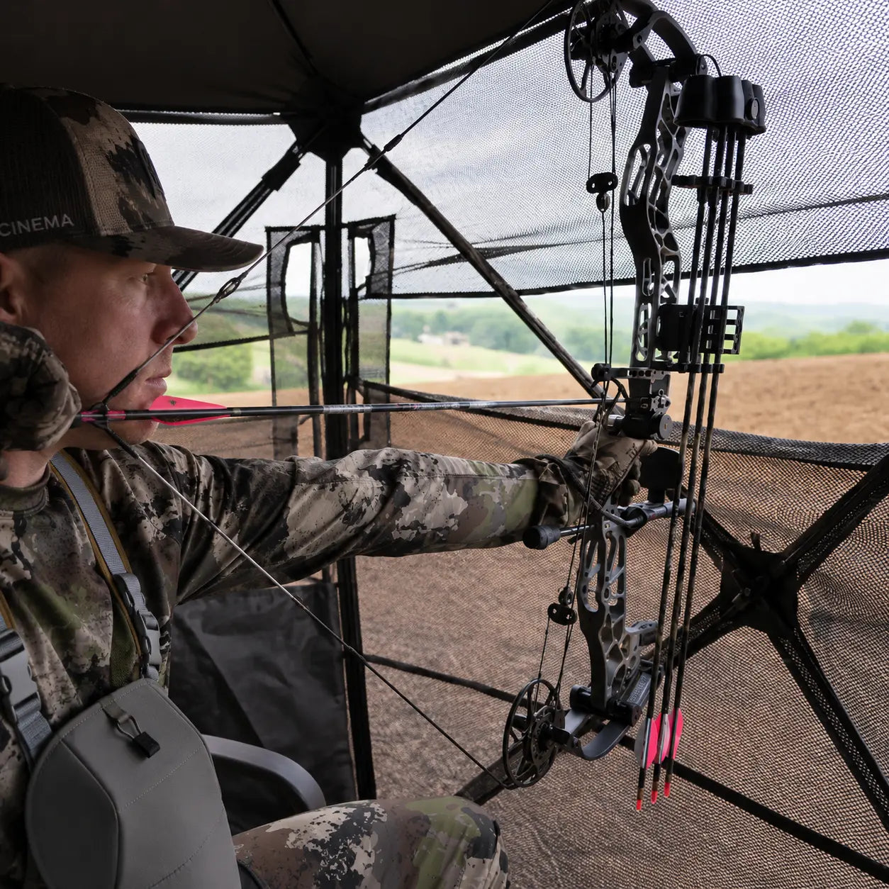 HARVST Outdoors - OmniView 270 See-Thru Ground Blind - 4 Camo Patterns