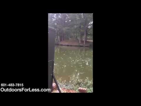 DF300DL: Texas Hunter 175 lb. Lake & Pond  Directional Fish Feeder with Straight Legs