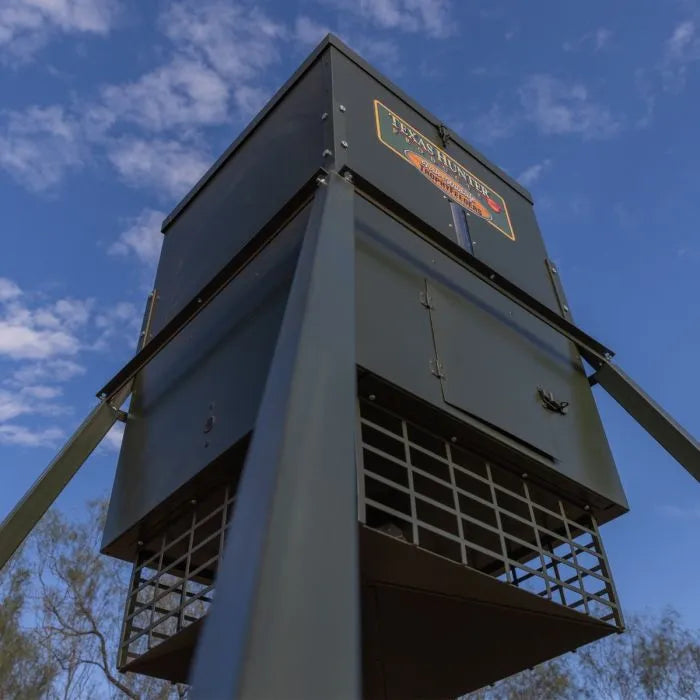 Texas Hunter 300 lb. Trophy Deer Corn Feeder with 8 Foot Legs