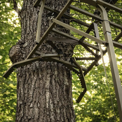 Trophy Treestands Mountaineer 20' Ladderstand Jaw Safety System wrapped on tree