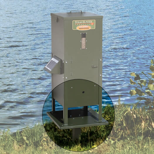 PS1: Texas Hunter Pedestal Mount for 70 lb. Directional Feeder with dock legs