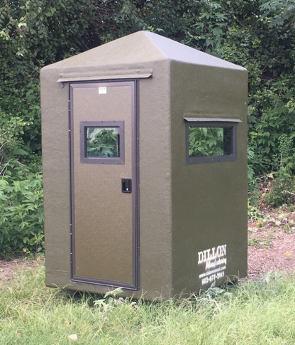 Dillon Manufacturing 4' x 4' Classic Fiberglass Insulated Deer Blind