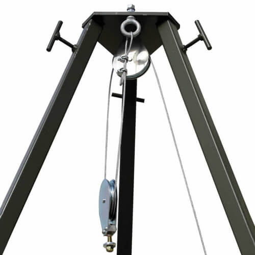 TF300EZLFT: Texas Hunter 300 lb. Trophy Deer Feeder with EZ Lift System
